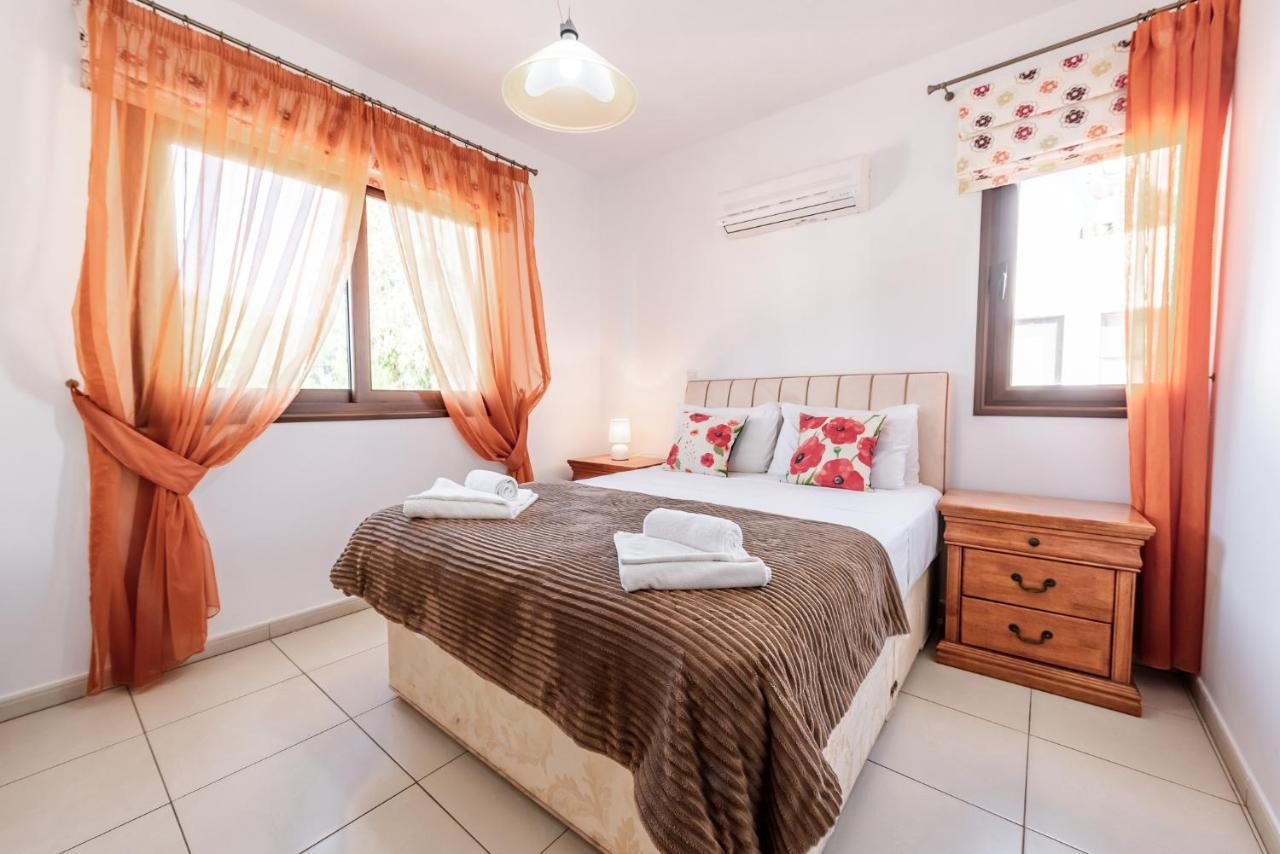 Sea Front Oceanus H2 By Ezoria Villas ไอยานาปา ภายนอก รูปภาพ