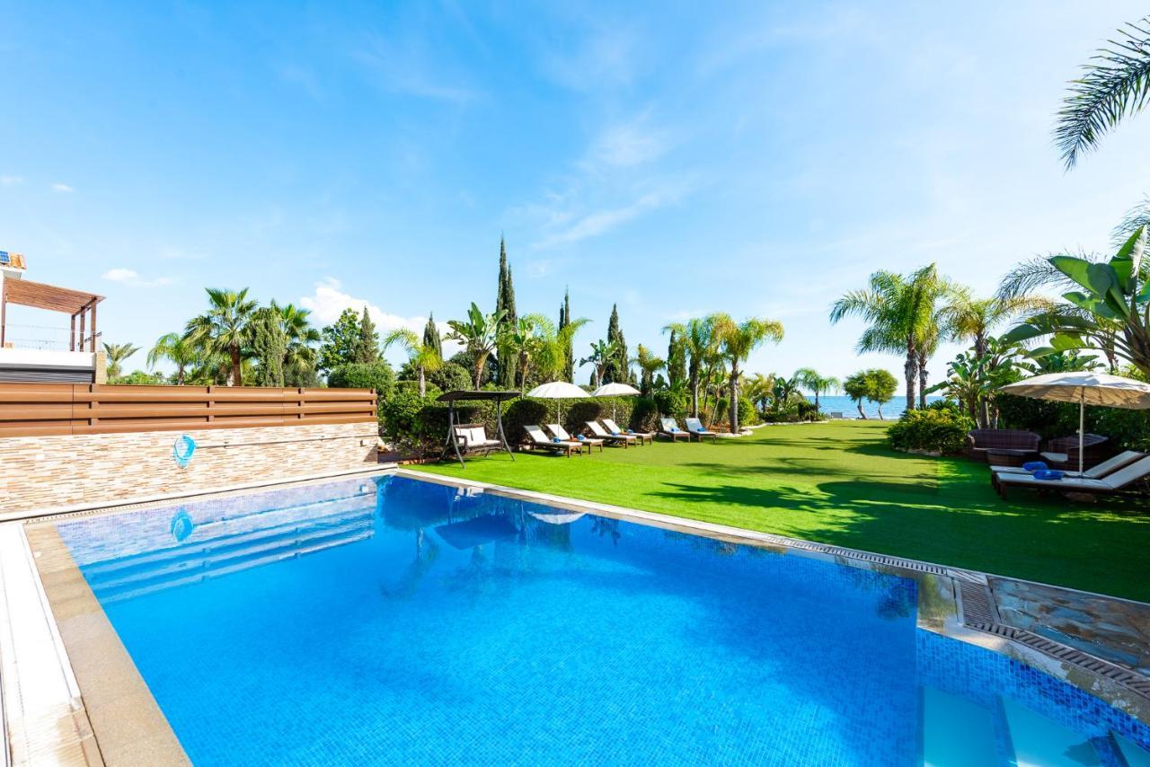 Sea Front Oceanus H2 By Ezoria Villas ไอยานาปา ภายนอก รูปภาพ